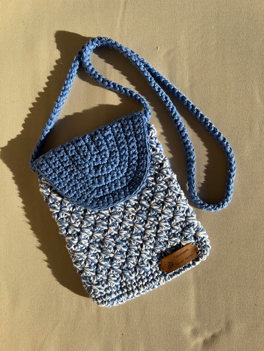 1EB56E87-B48F-4D8B-8689-F57B44146885